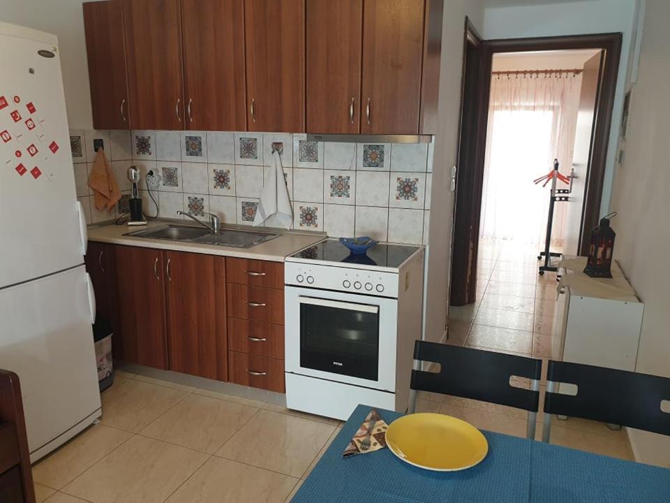 Anna Apartments Néa Péramos Extérieur photo